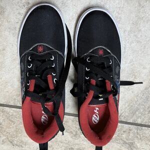 Heelys Spiderman Pro 20 shoes US size 5 Youth. Excellent, clean condition. Gift